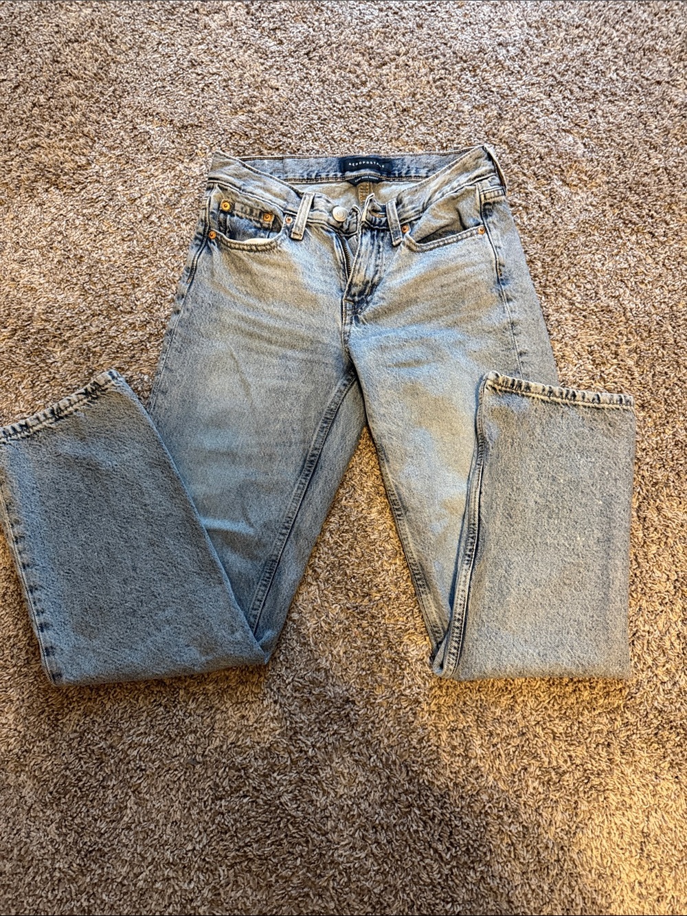 Aeropostale Light Blue low rise baggy Women's Jeans size 000R